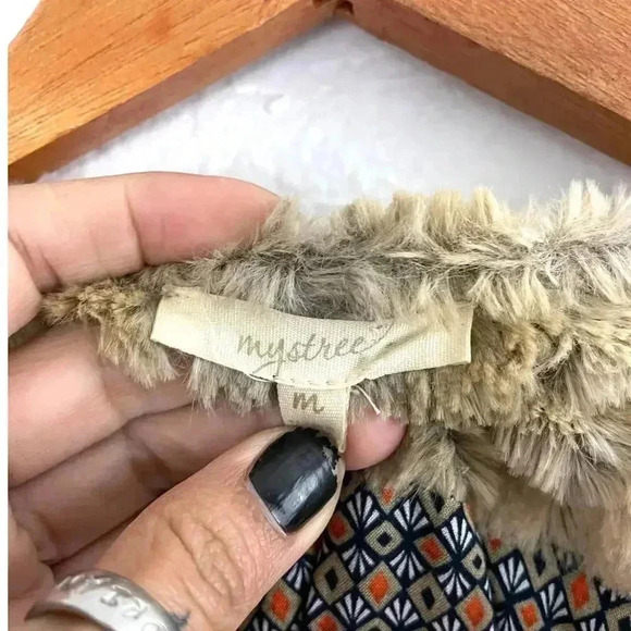 Faux Fur Beige MEDIUM Lining Pattern Open Vest Women's Mystree - Picture 3 of 13